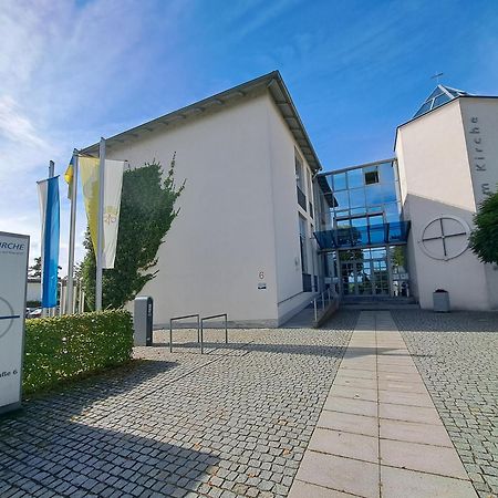Spectrum Kirche Exerzitien-Und Bildungshaus Auf Mariahilf Passau Exterior photo