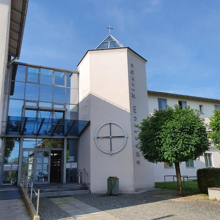 Spectrum Kirche Exerzitien-Und Bildungshaus Auf Mariahilf Hotel Passau Exterior photo