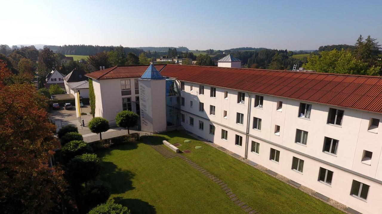 Spectrum Kirche Exerzitien-Und Bildungshaus Auf Mariahilf Hotel Passau Exterior photo