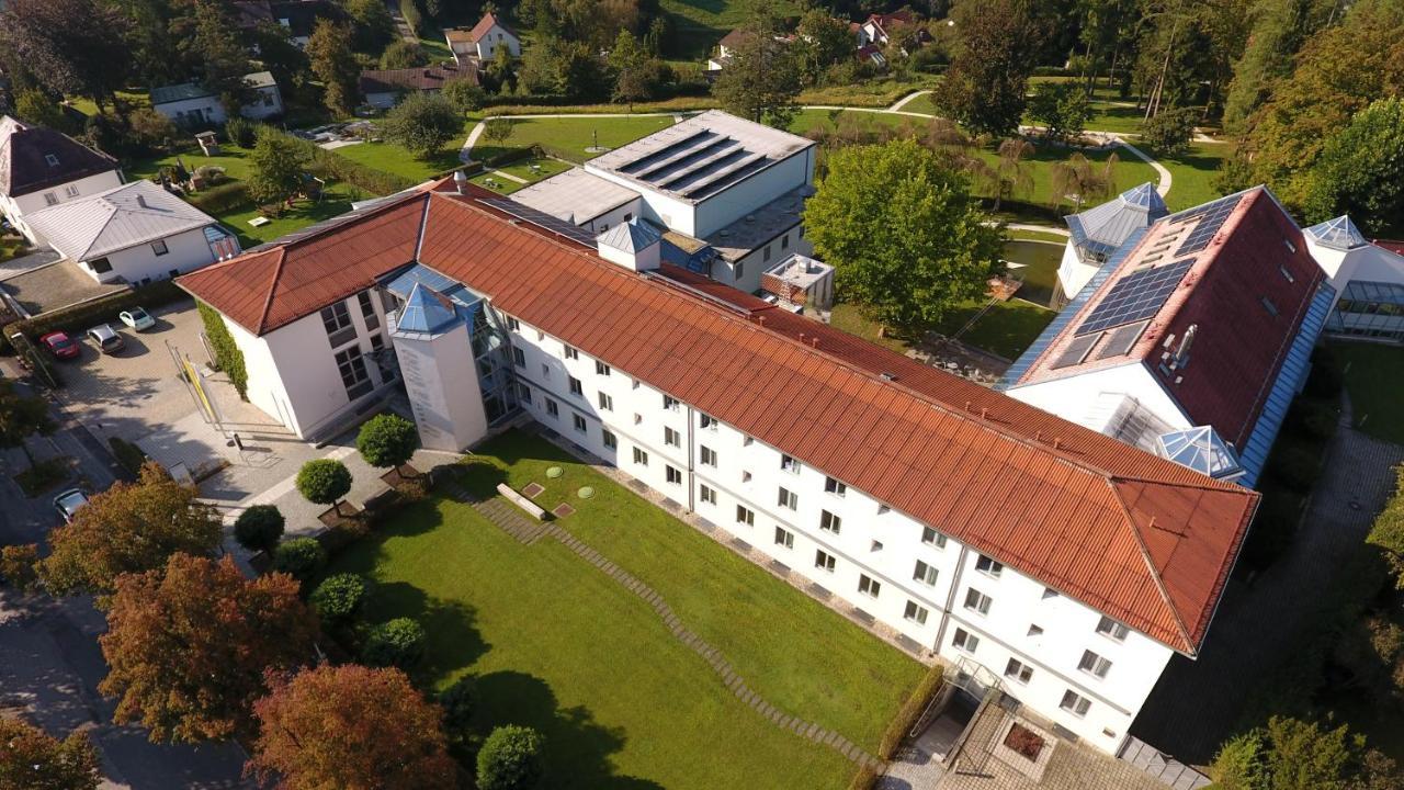 Spectrum Kirche Exerzitien-Und Bildungshaus Auf Mariahilf Hotel Passau Exterior photo